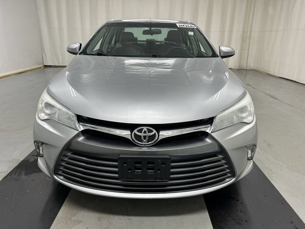 Used 2016 Toyota Camry LE FWD image 3