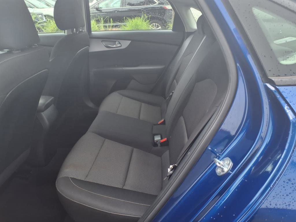 Used 2024 Kia Forte LXS image 9