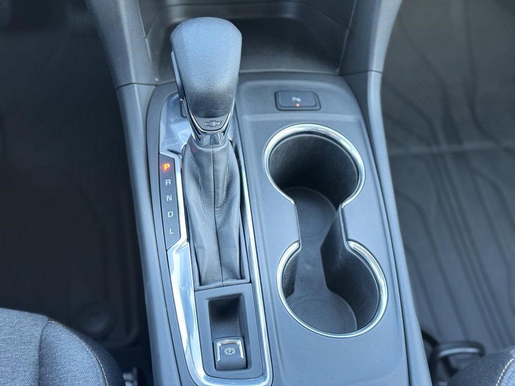 Used 2023 Chevrolet Equinox LT image 18