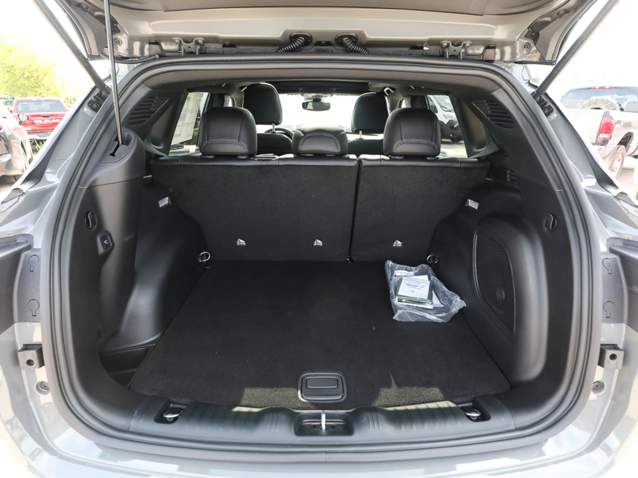 New 2026 Jeep Compass Limited AWD/4WD image 7