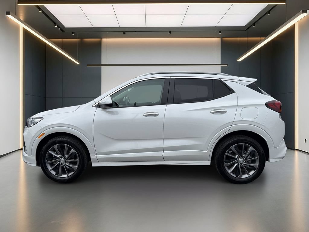 Certified 2021 Buick Encore GX Select w/ Sport Touring Package FWD image 2