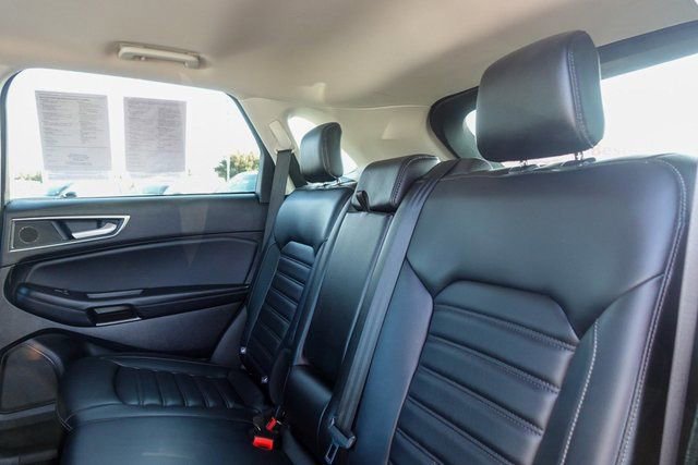 Used 2024 Ford Edge SEL image 24