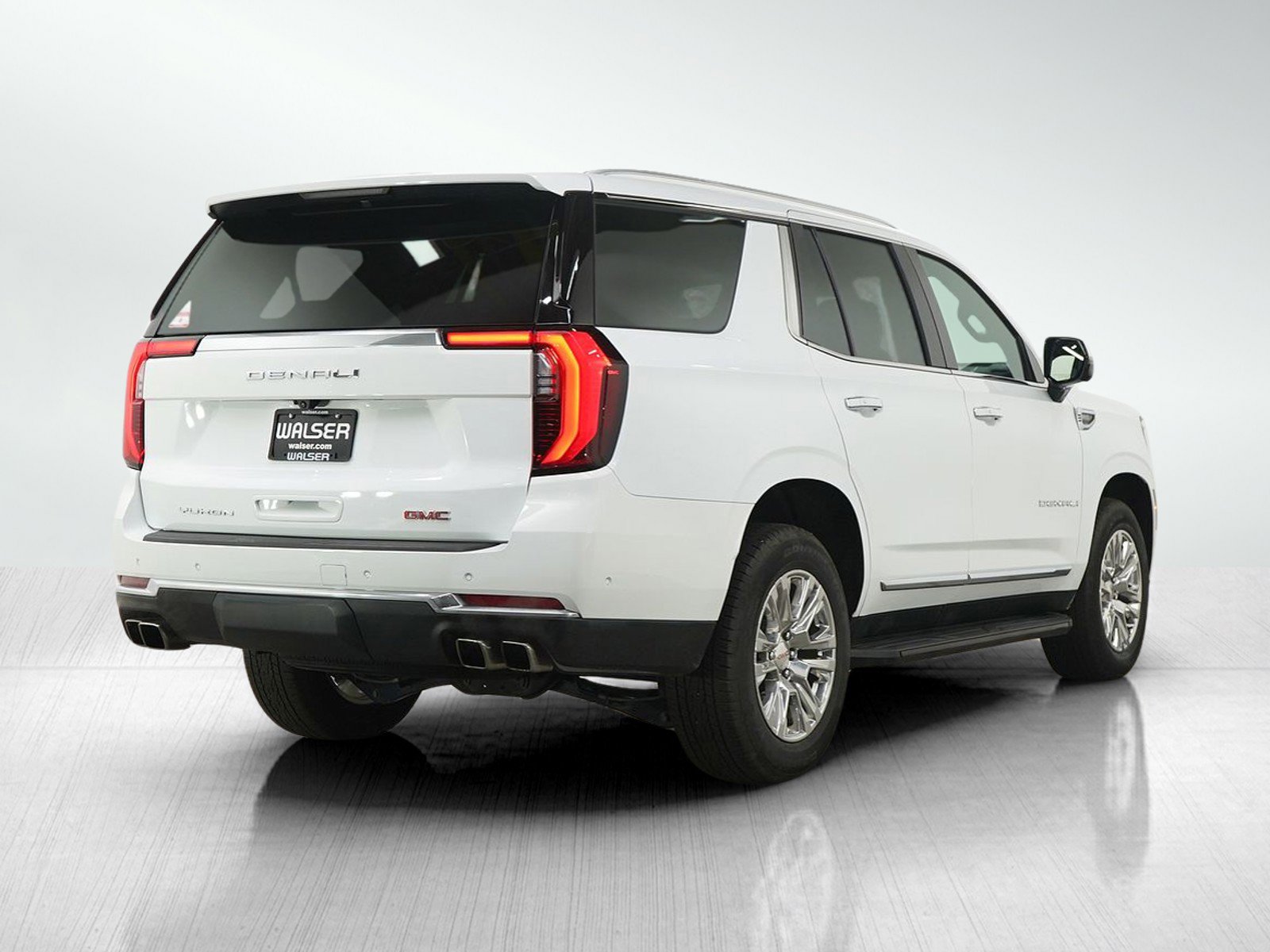 Used 2025 GMC Yukon Denali AWD/4WD image 6