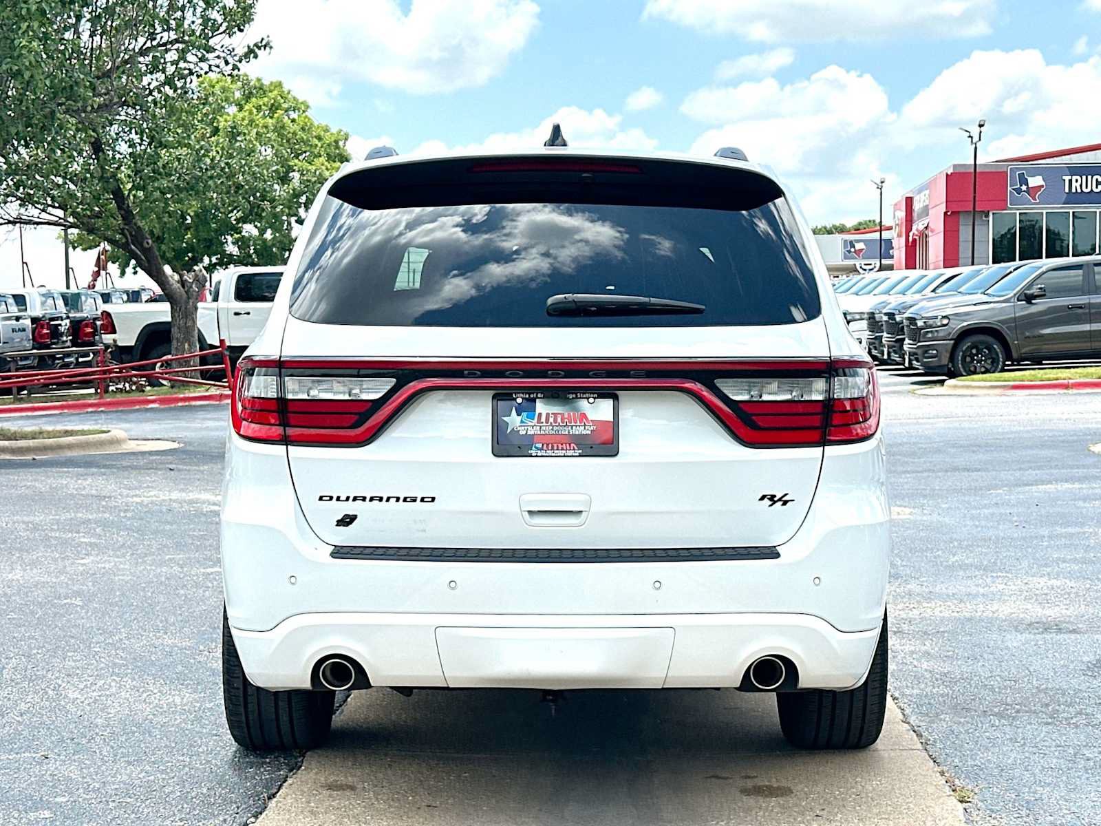Used 2023 Dodge Durango R/T AWD/4WD image 14