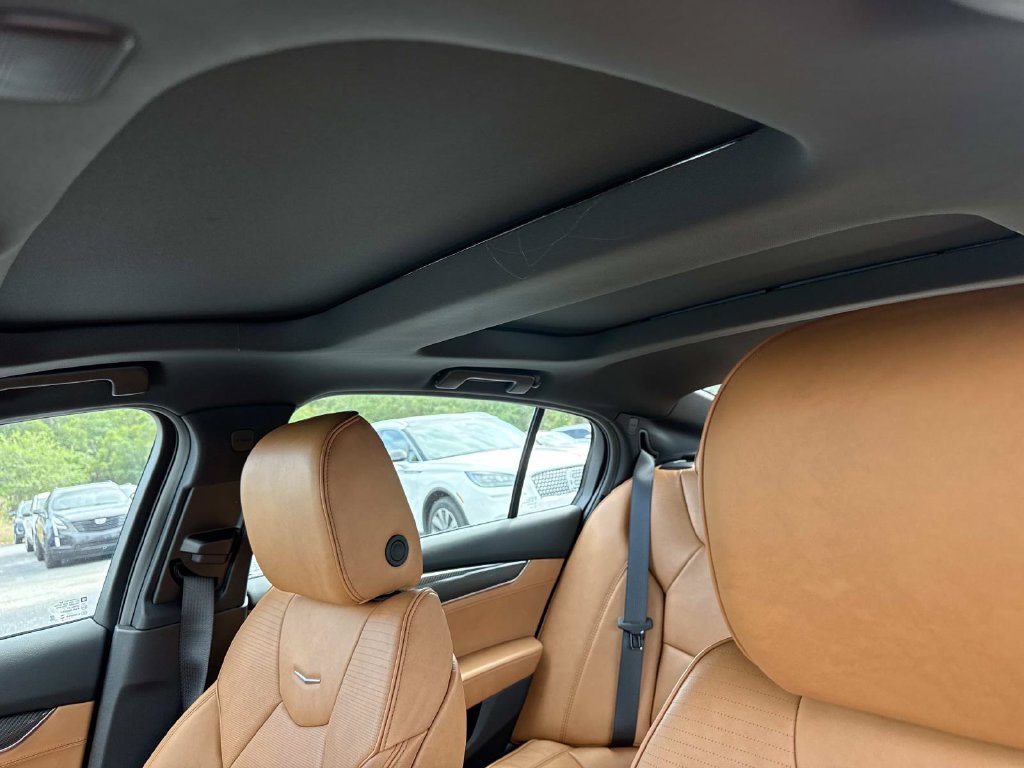 New 2026 Cadillac CT5 Premium Luxury w/ Platinum Package RWD image 32