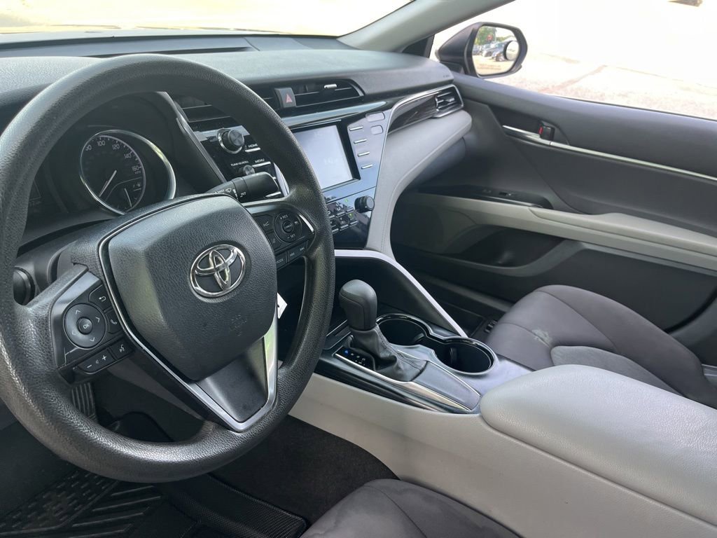 Used 2020 Toyota Camry L FWD image 10
