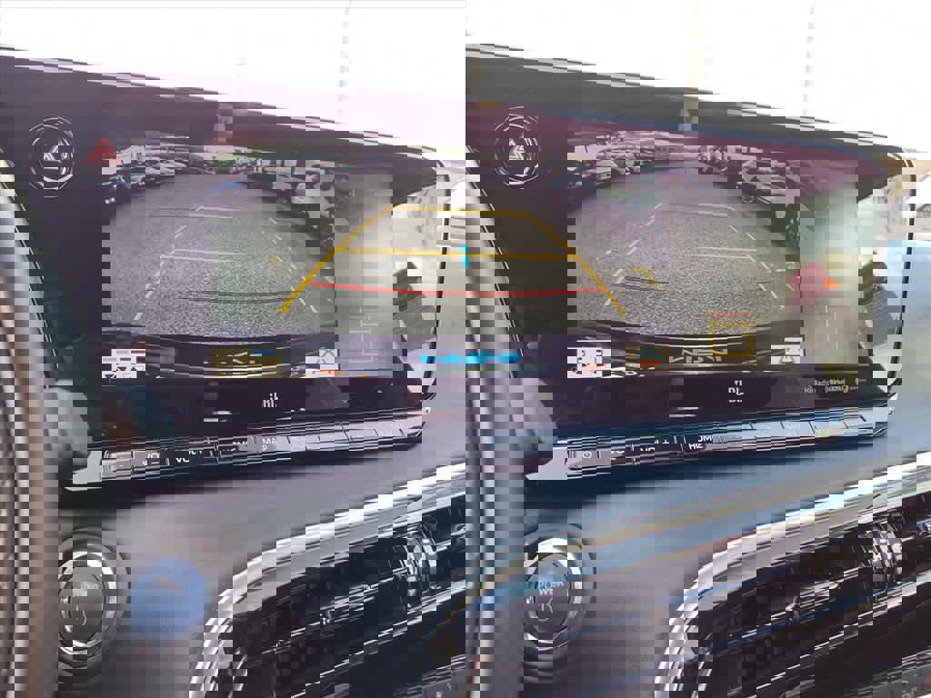 Certified 2022 Toyota Mirai XLE image 13