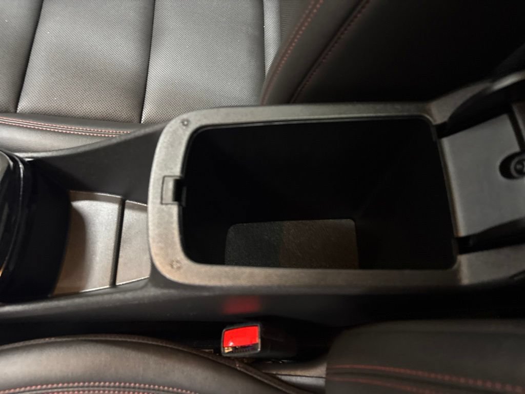 Used 2024 Chevrolet Trax RS w/ Sunroof Package FWD image 18