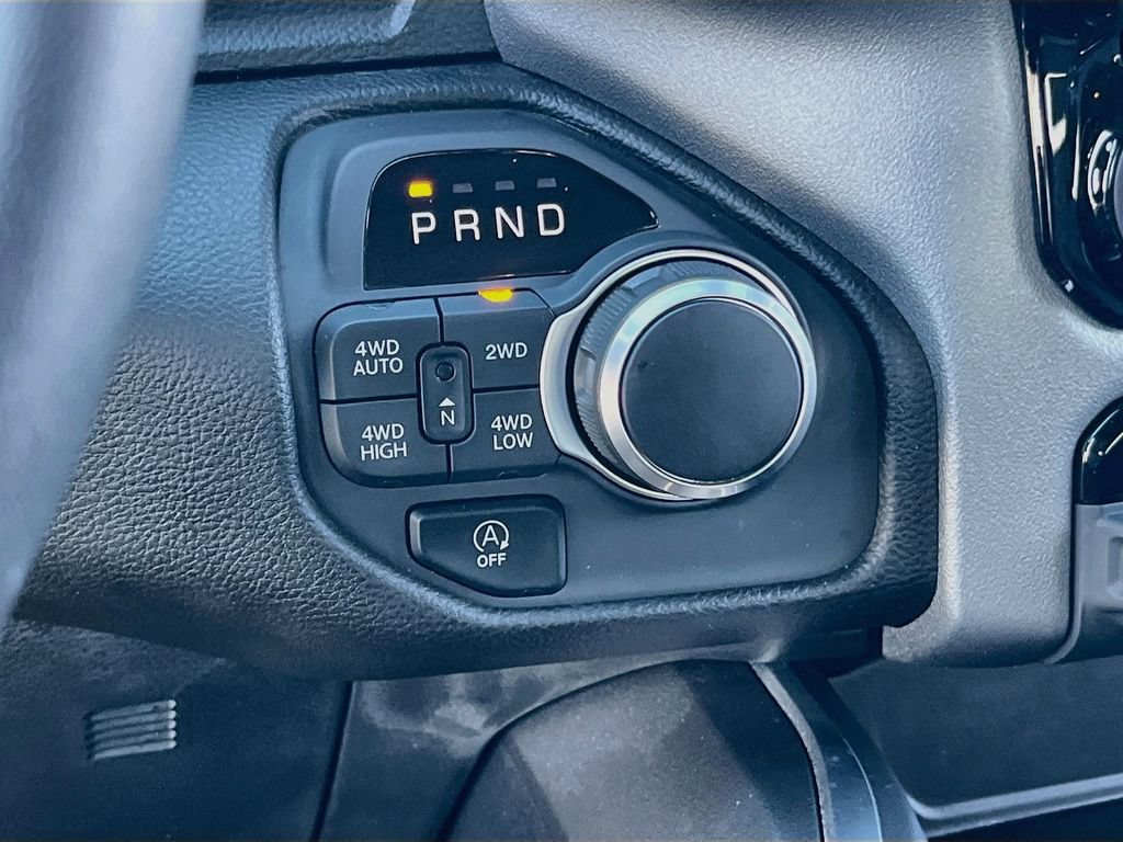 Used 2025 RAM 1500 Big Horn AWD/4WD image 16