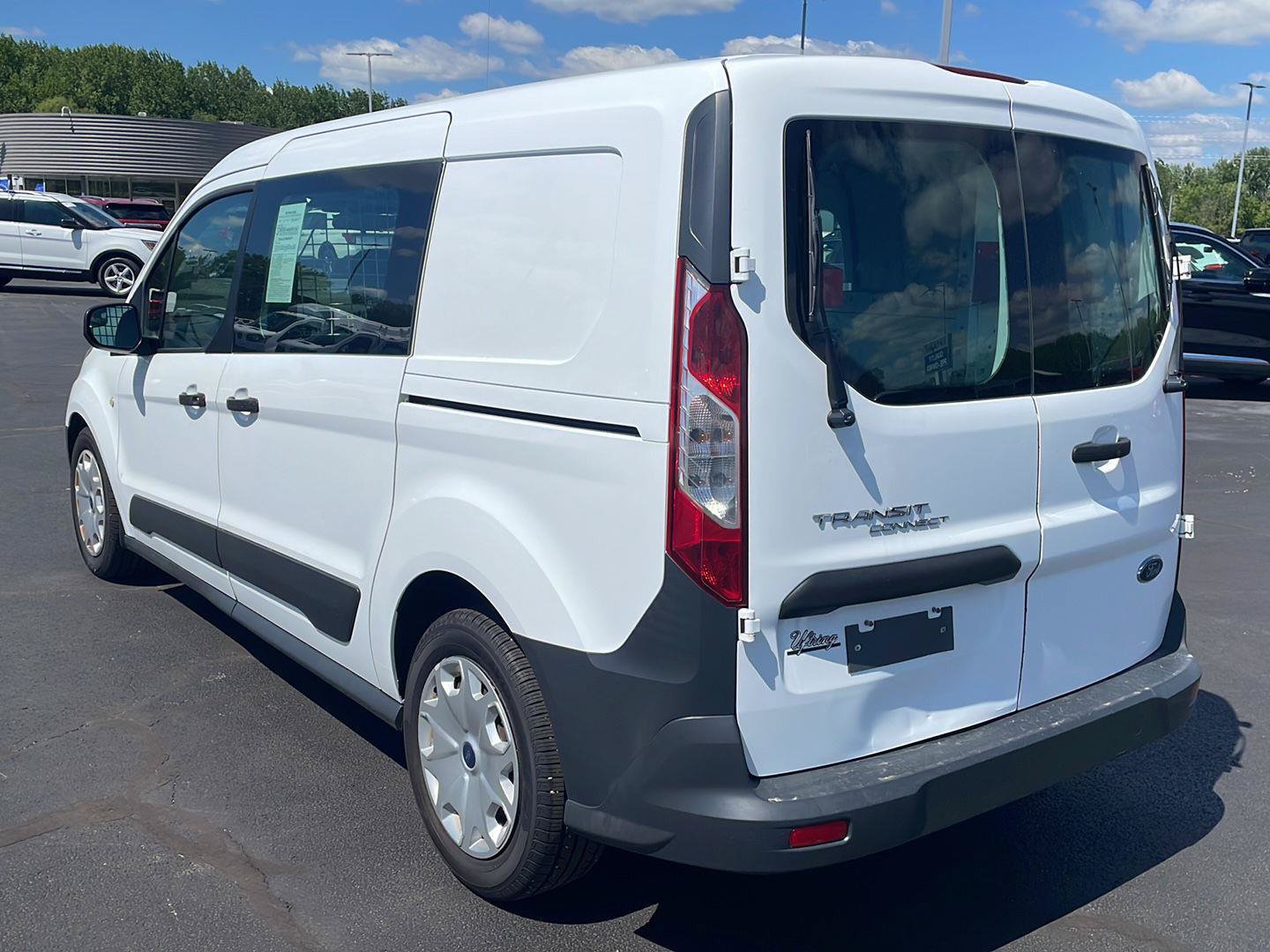 Used 2017 Ford Transit Connect XL FWD image 3
