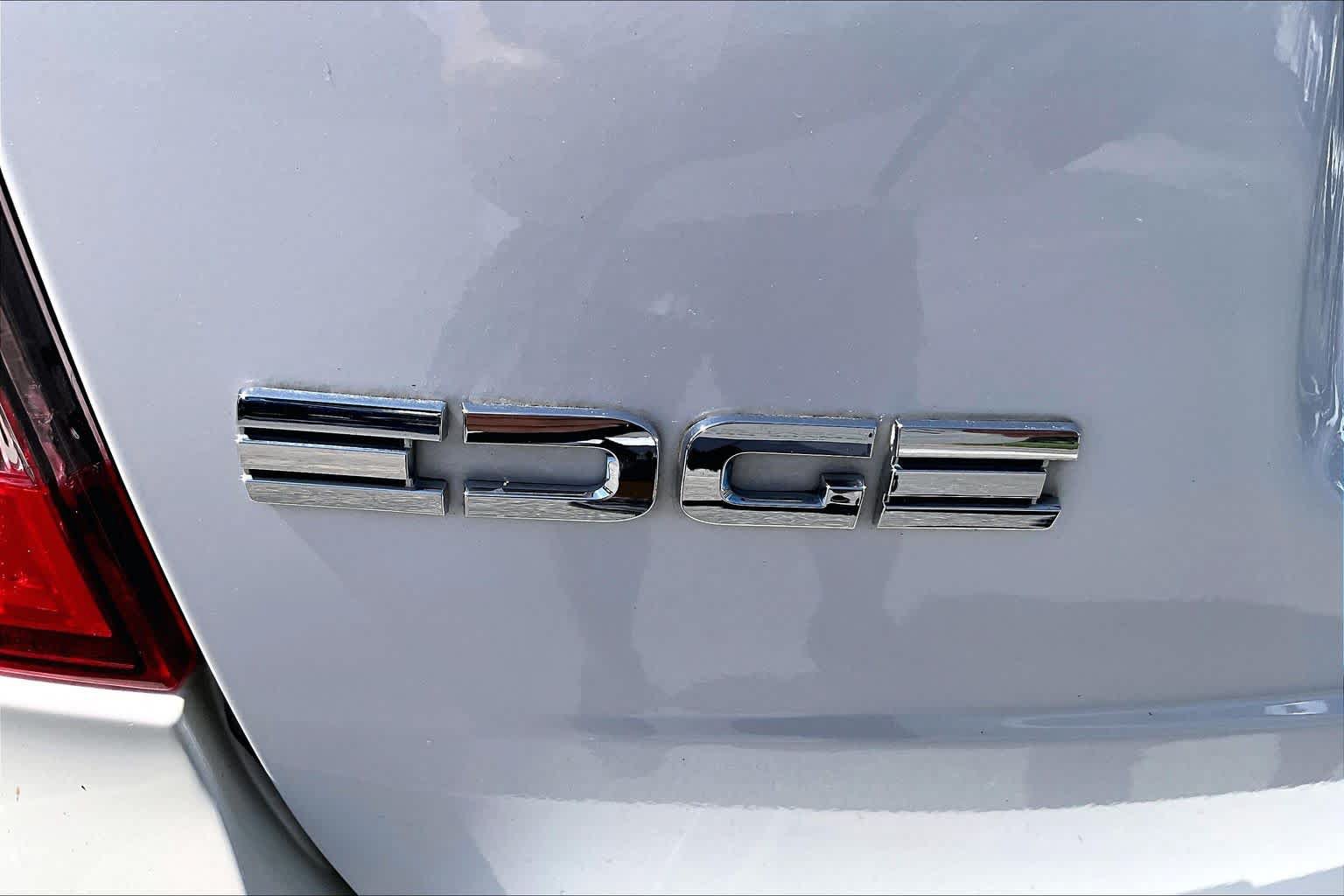 Used 2013 Ford Edge SEL FWD image 31