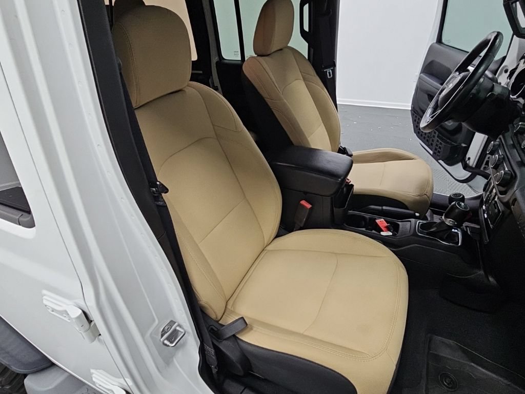 Used 2019 Jeep Wrangler Unlimited Sport S AWD/4WD image 36