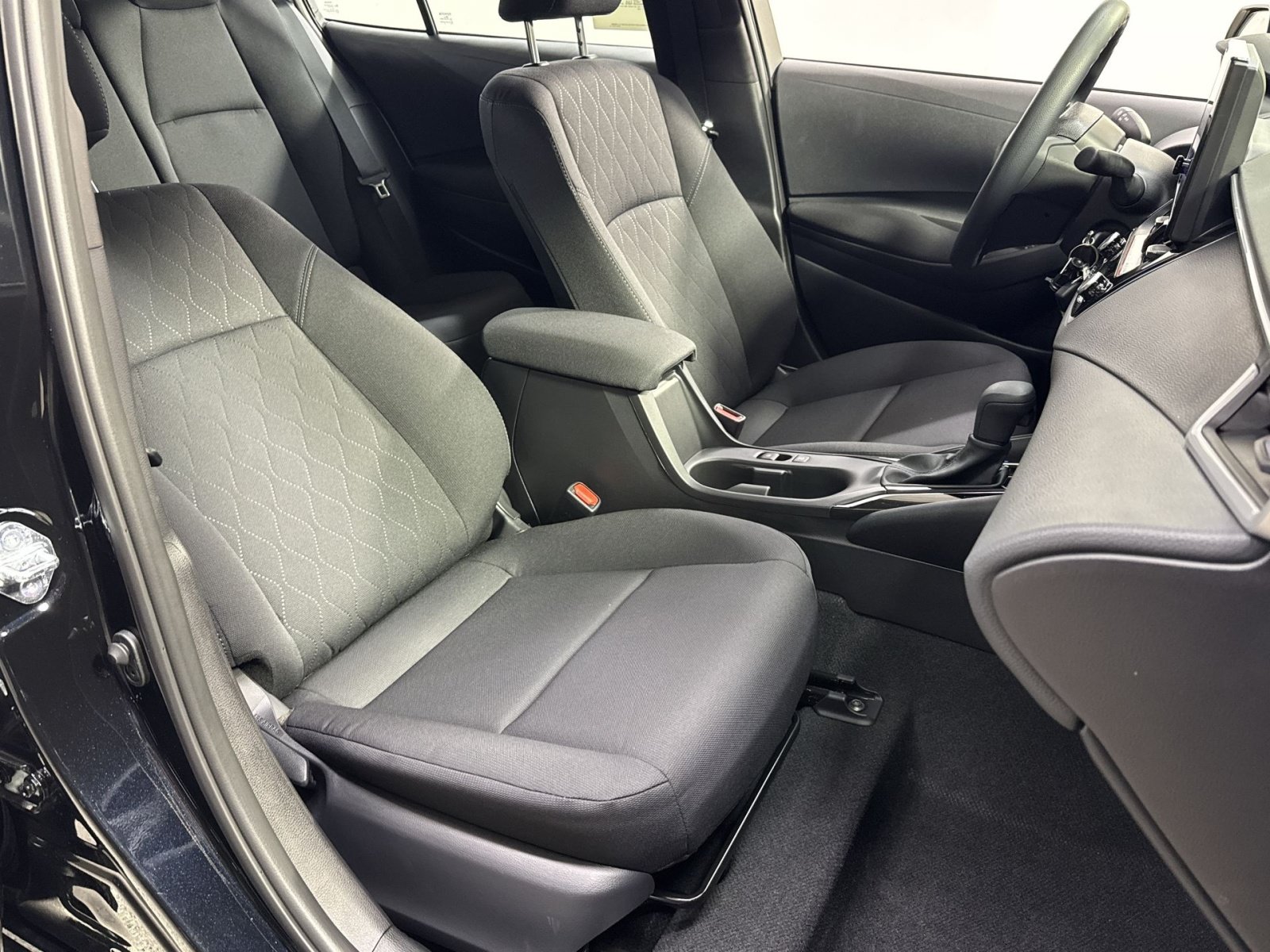 New 2026 Toyota Corolla LE FWD image 35