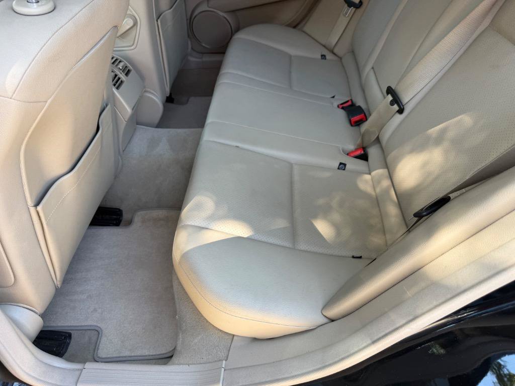 Used 2012 Mercedes-Benz C 300 4MATIC Sedan image 29