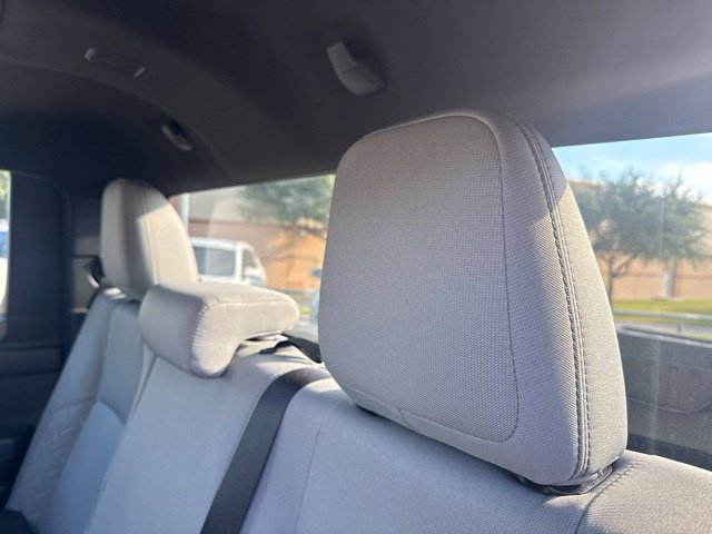 Used 2025 Toyota Tacoma SR5 AWD/4WD image 8