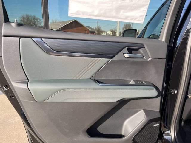 New 2026 GMC Acadia AT4 w/ Luxury Package AWD/4WD image 24