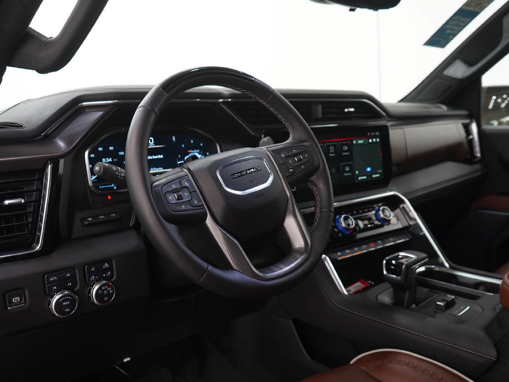 Used 2025 GMC Sierra 1500 Denali Ultimate AWD/4WD image 26