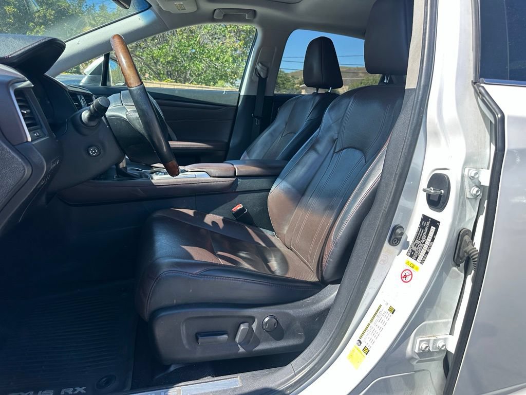 Used 2017 Lexus RX 450h AWD w/ Cold Weather Package image 11