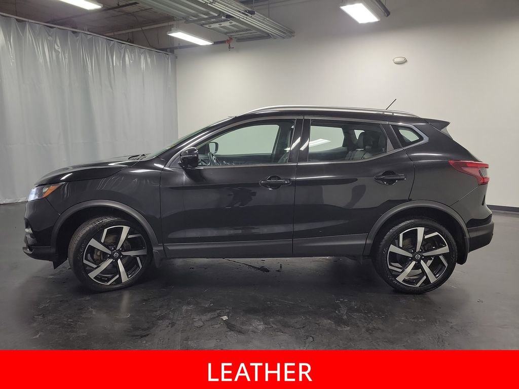 Used 2022 Nissan Rogue Sport SL image 5