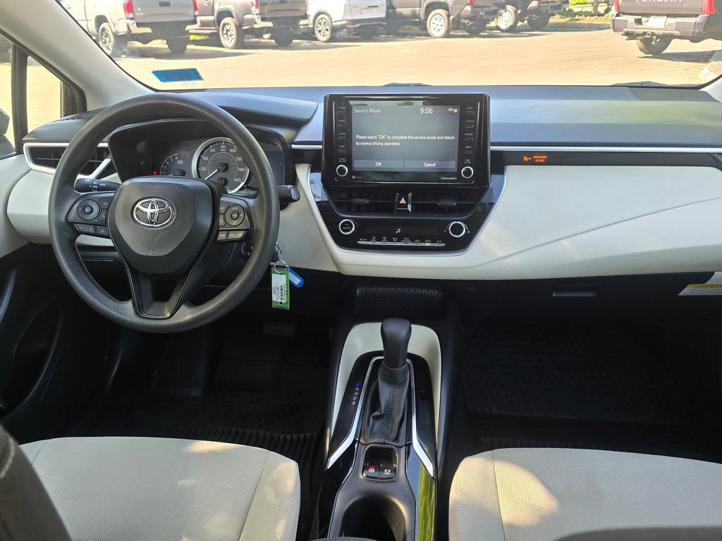 Certified 2022 Toyota Corolla LE FWD image 15