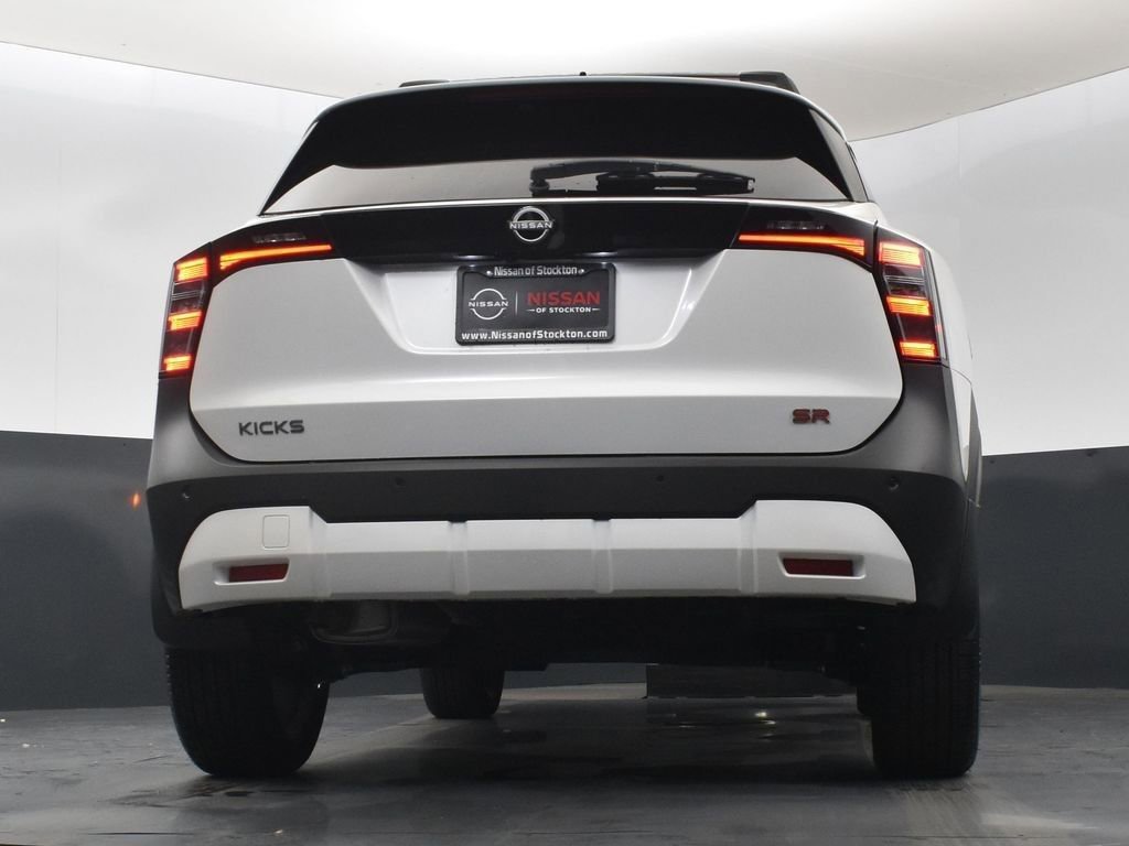 New 2026 Nissan Kicks SR w/ Illumination Package image 42