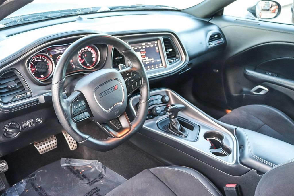 Used 2022 Dodge Challenger R/T Scat Pack RWD image 23