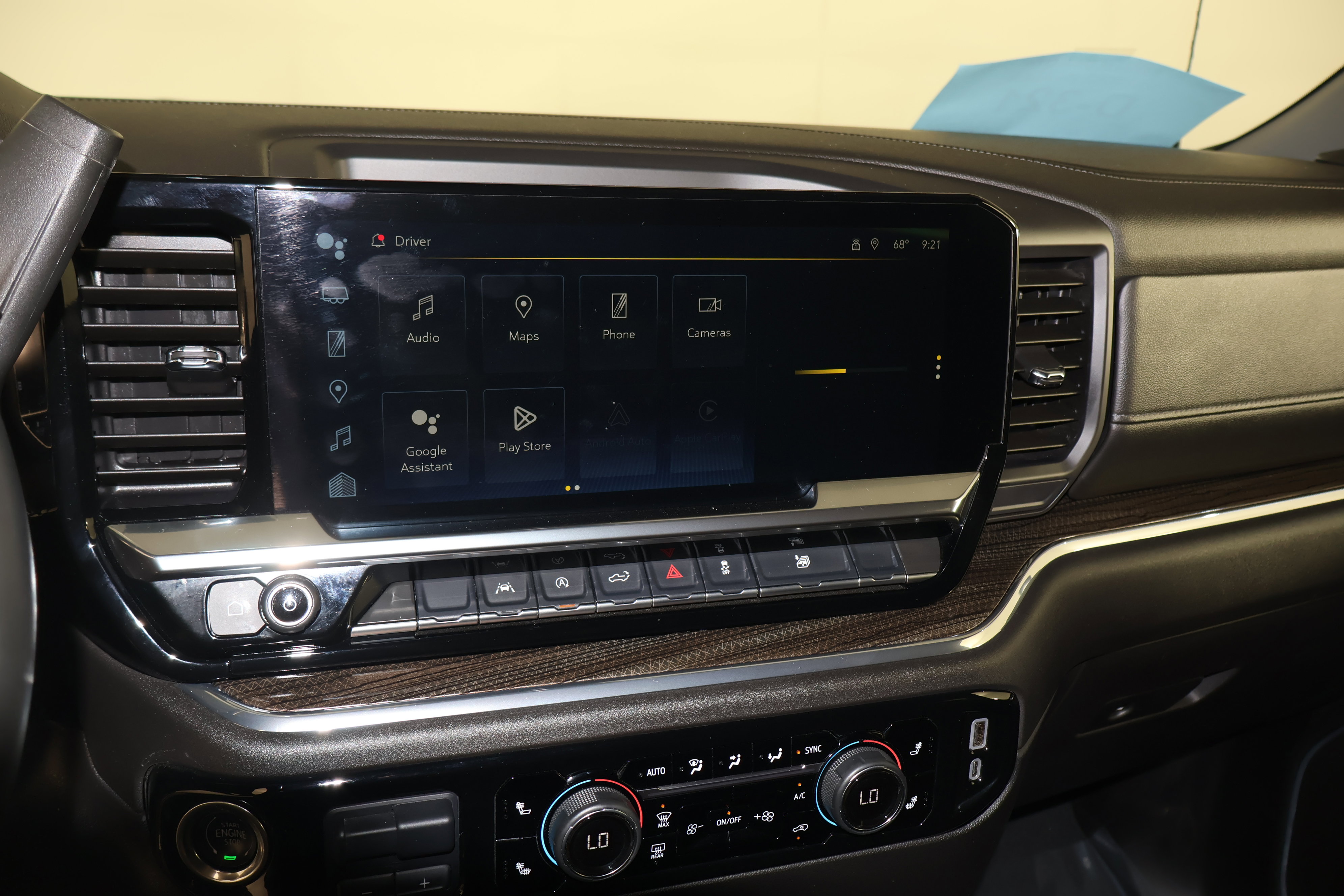 Used 2025 Chevrolet Silverado 1500 LT image 27