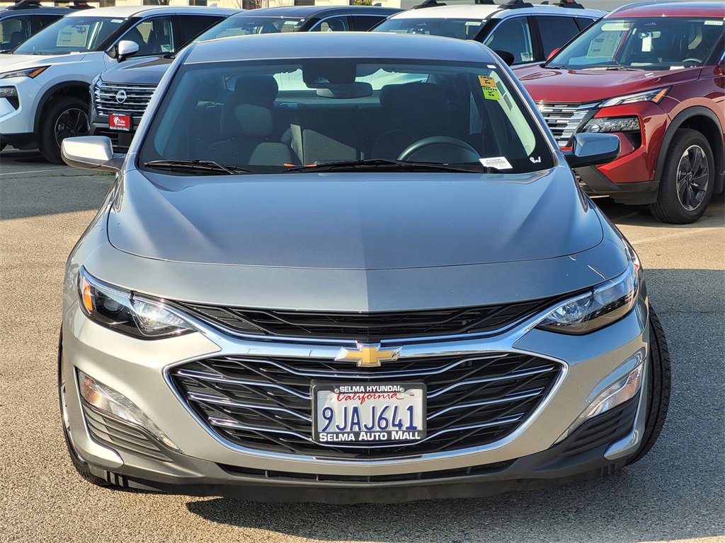 Used 2024 Chevrolet Malibu LT image 3
