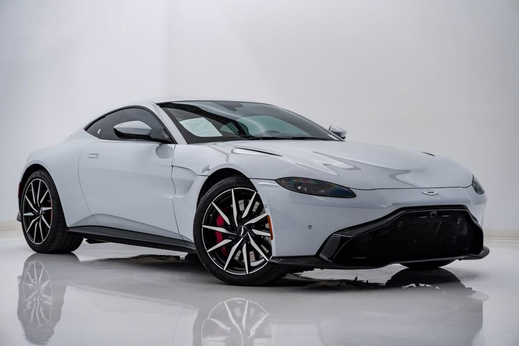 Used 2020 Aston Martin V8 Vantage Coupe image 1