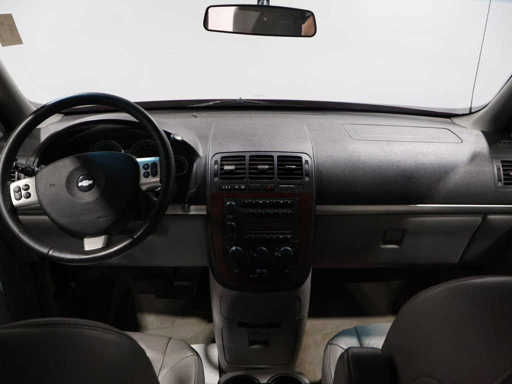 Used 2005 Chevrolet Uplander LT w/ Premium Seating Package image 16