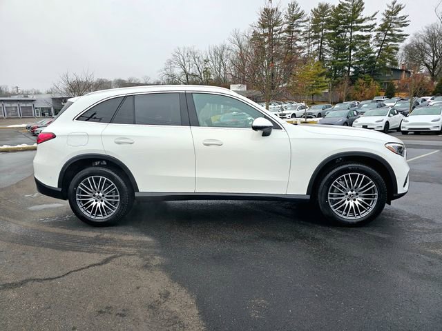 New 2026 Mercedes-Benz GLC 300 4MATIC image 7
