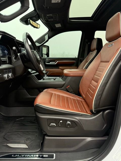 Used 2025 GMC Sierra 2500 Denali Ultimate image 18