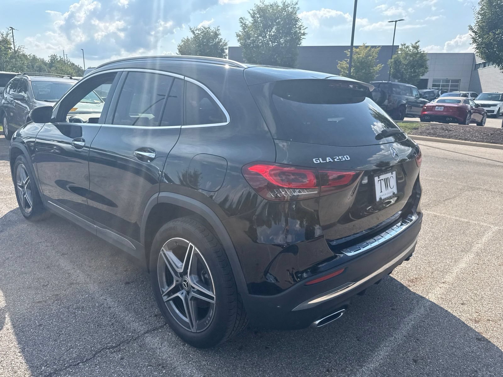 Used 2022 Mercedes-Benz GLA 250 4MATIC image 7