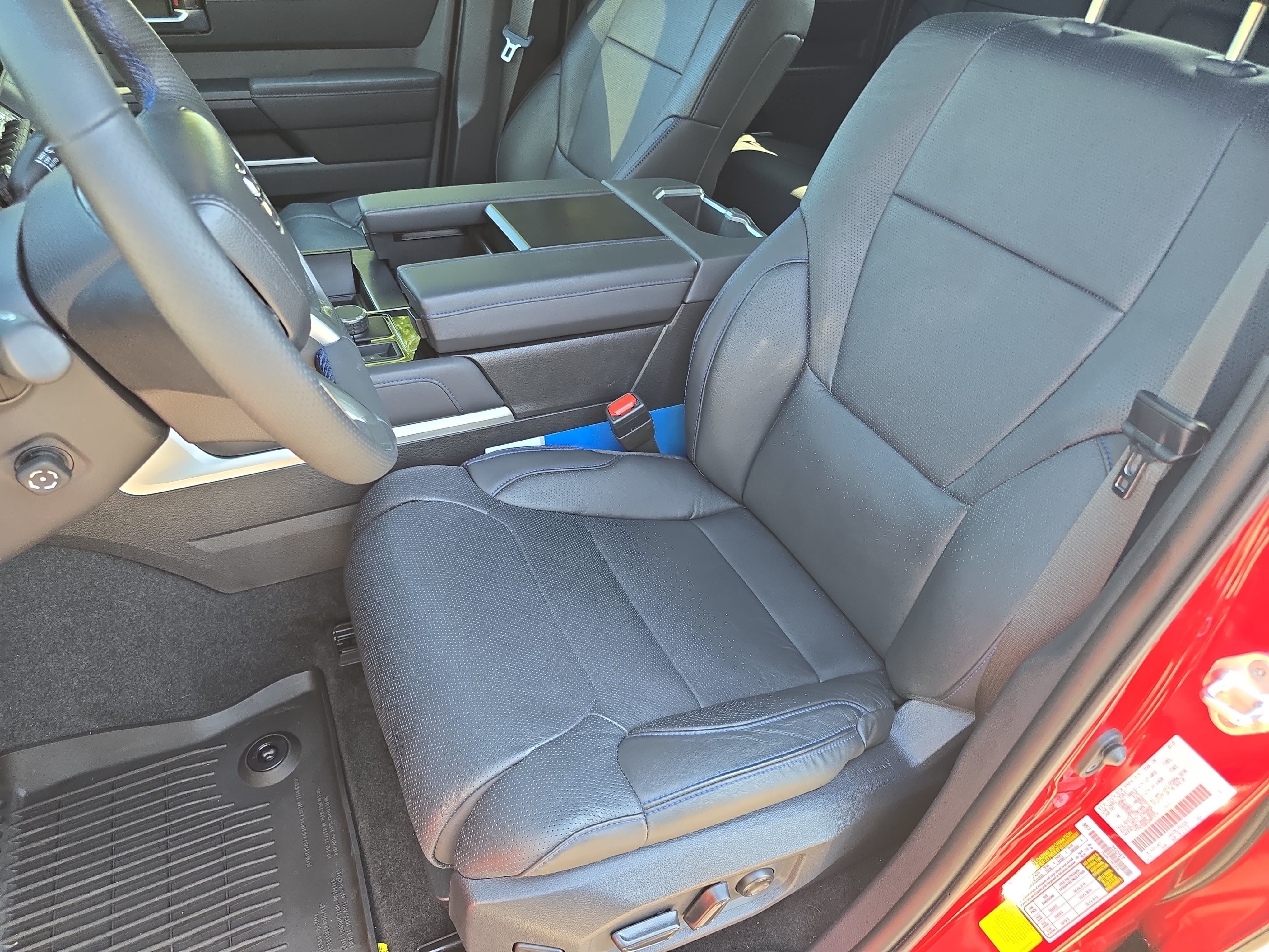 Used 2025 Toyota Tundra Platinum AWD/4WD image 14