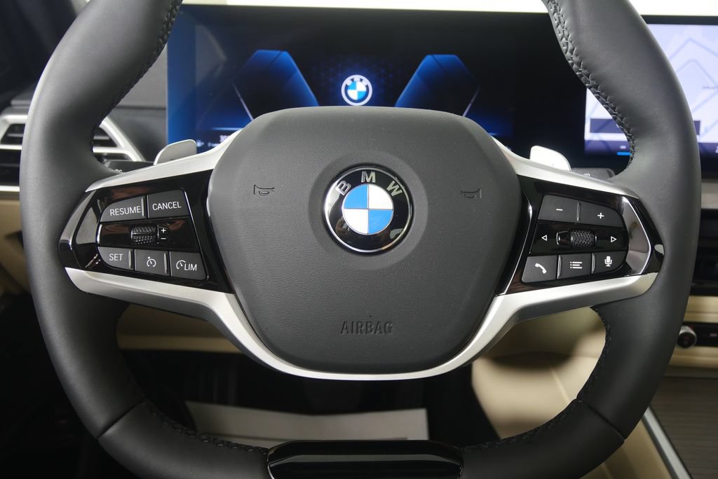 Certified 2025 BMW 330i xDrive Sedan w/ Convenience Package AWD/4WD image 19