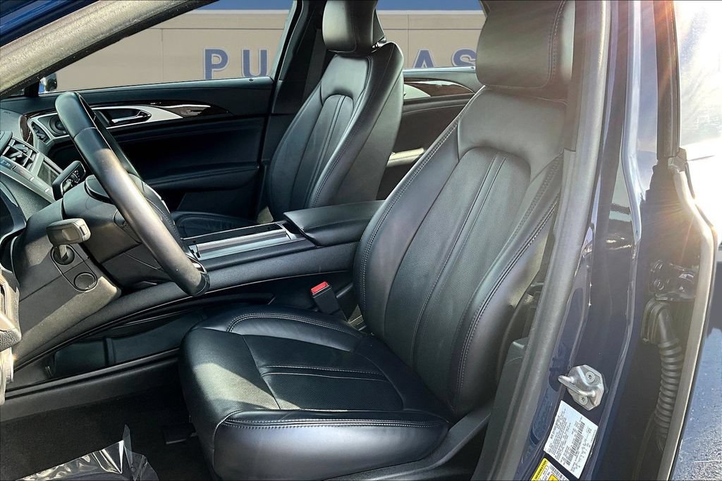 Used 2018 Lincoln MKZ Reserve FWD image 23