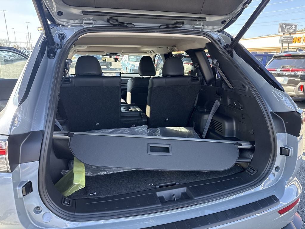 New 2026 Mitsubishi Outlander Trail Edition image 46