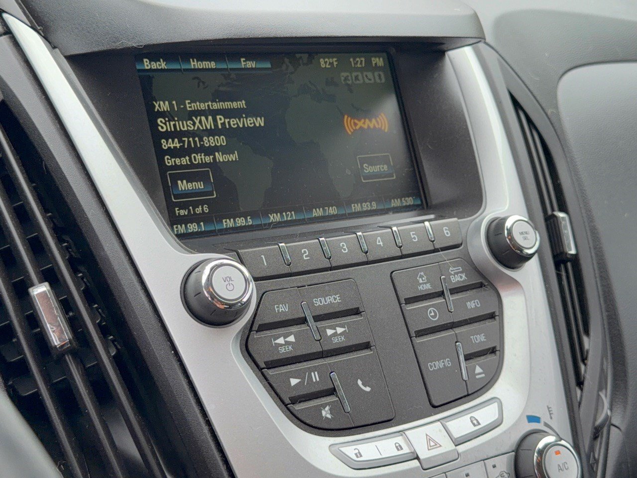 Used 2012 Chevrolet Equinox LT FWD image 23