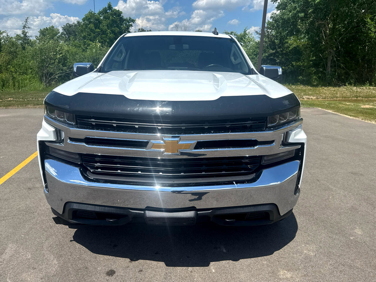 Used 2019 Chevrolet Silverado 1500 LT image 2
