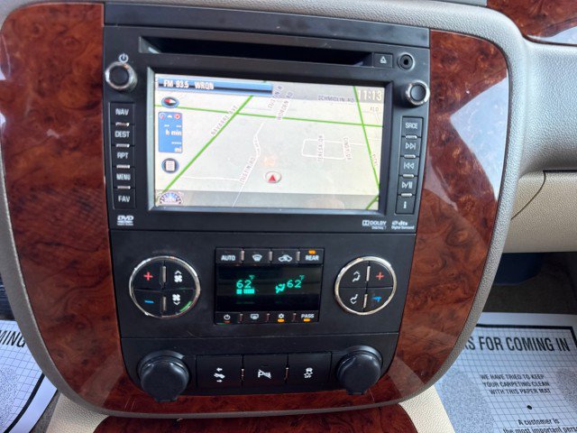 Used 2012 Chevrolet Suburban LTZ AWD/4WD image 20