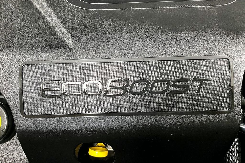 Used 2019 Lincoln MKT AWD image 32