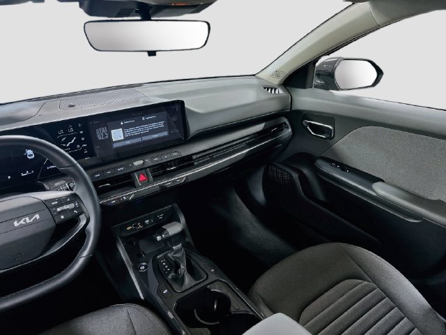 Certified 2025 Kia K4 EX FWD image 21