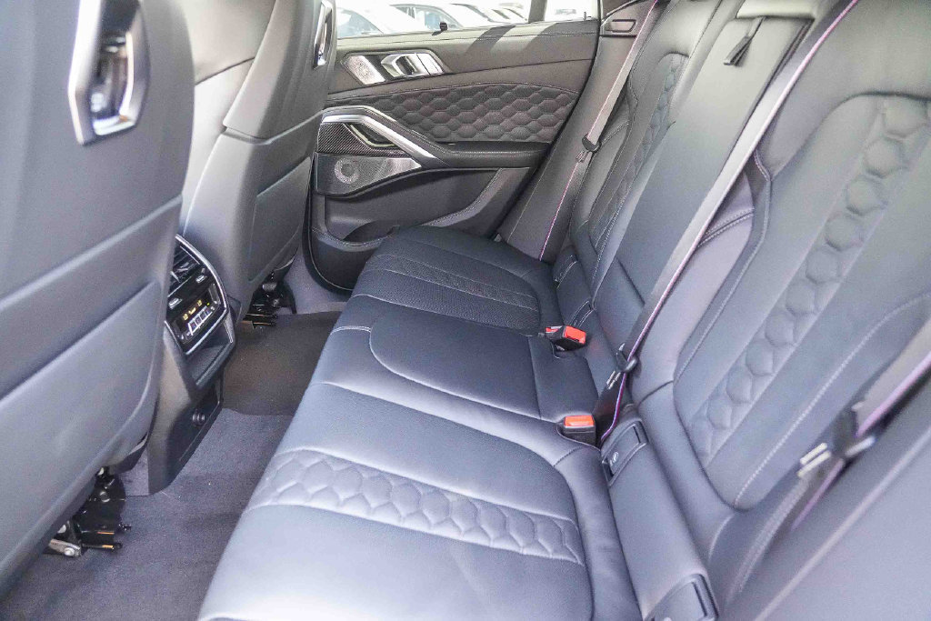 New 2027 BMW X6 M Competition w/ Executive Package AWD/4WD image 19