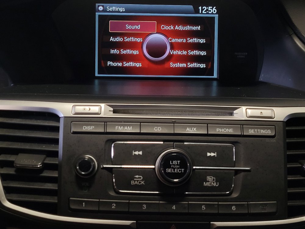 Used 2015 Honda Accord Sport image 25