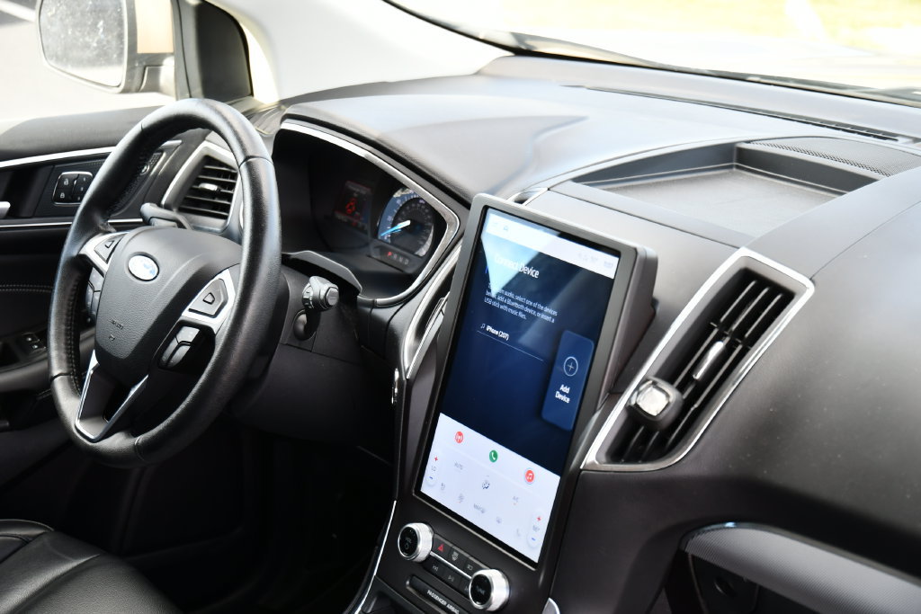 Used 2021 Ford Edge Titanium AWD/4WD image 32