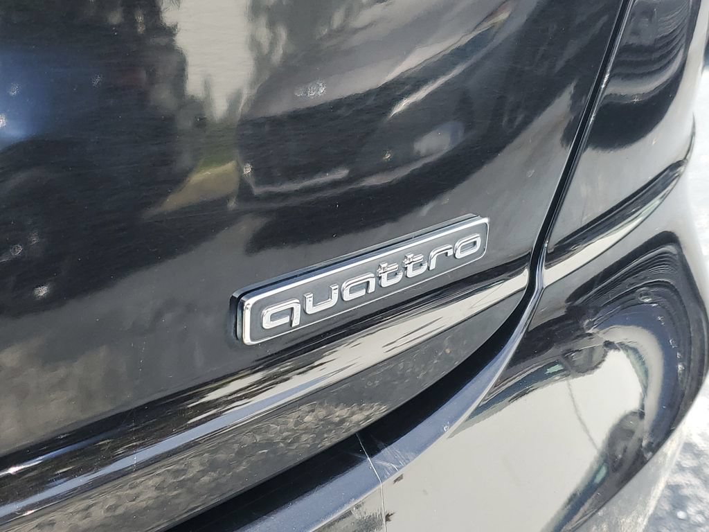 Used 2019 Audi Q8 Prestige w/ Luxury Package AWD/4WD image 9