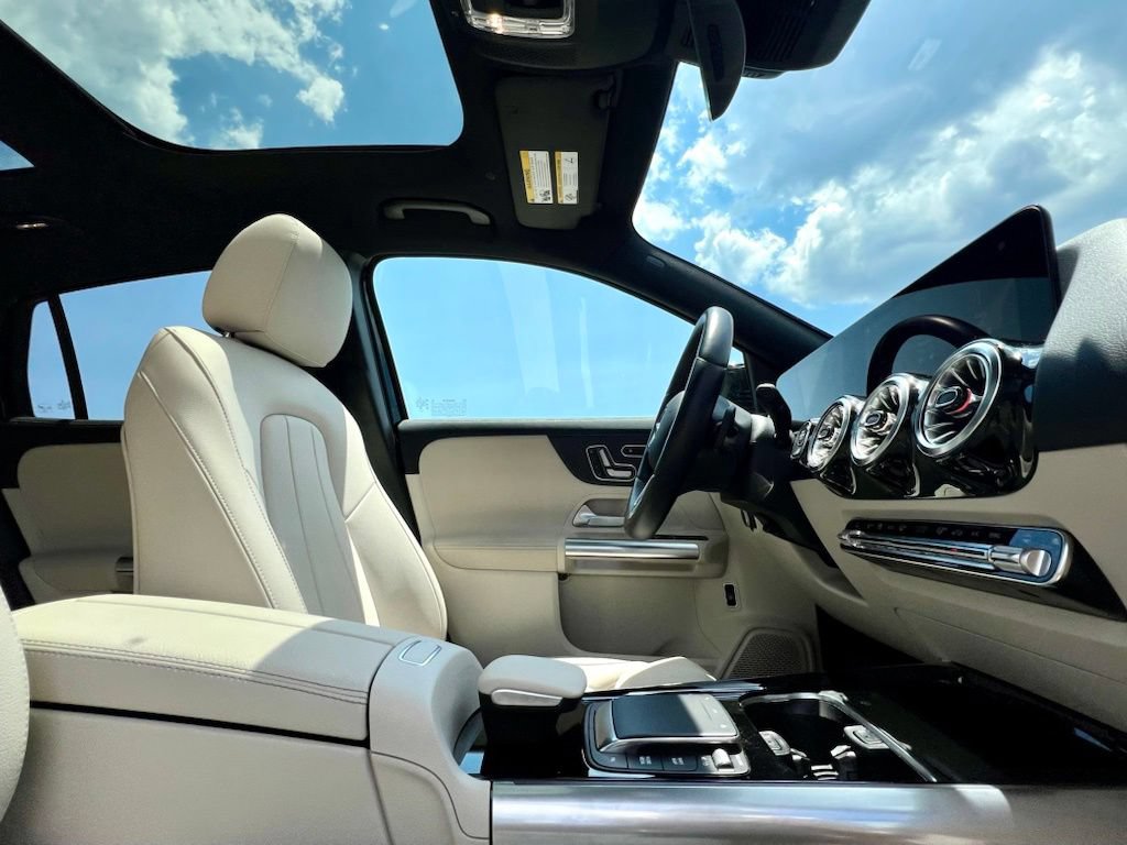 Certified 2023 Mercedes-Benz GLA 250 4MATIC image 15