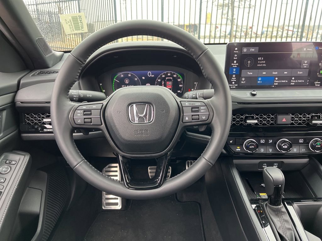 Used 2025 Honda Accord Sport image 18