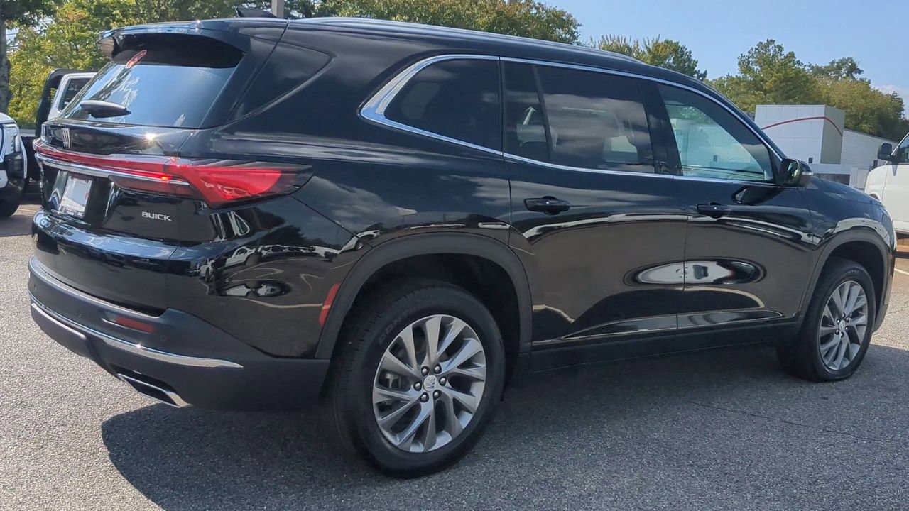 New 2026 Buick Enclave Preferred image 8
