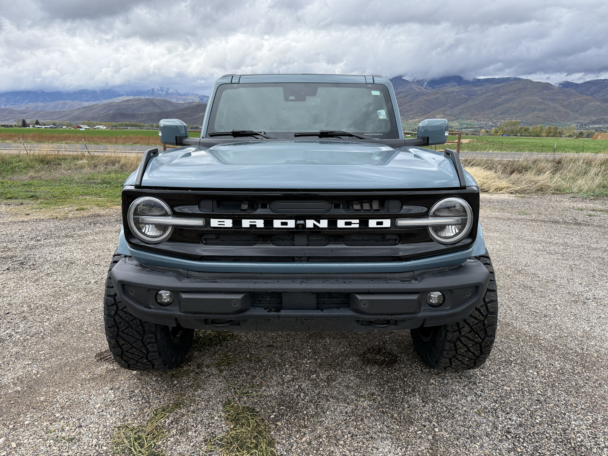 Used 2021 Ford Bronco Outer Banks AWD/4WD image 2